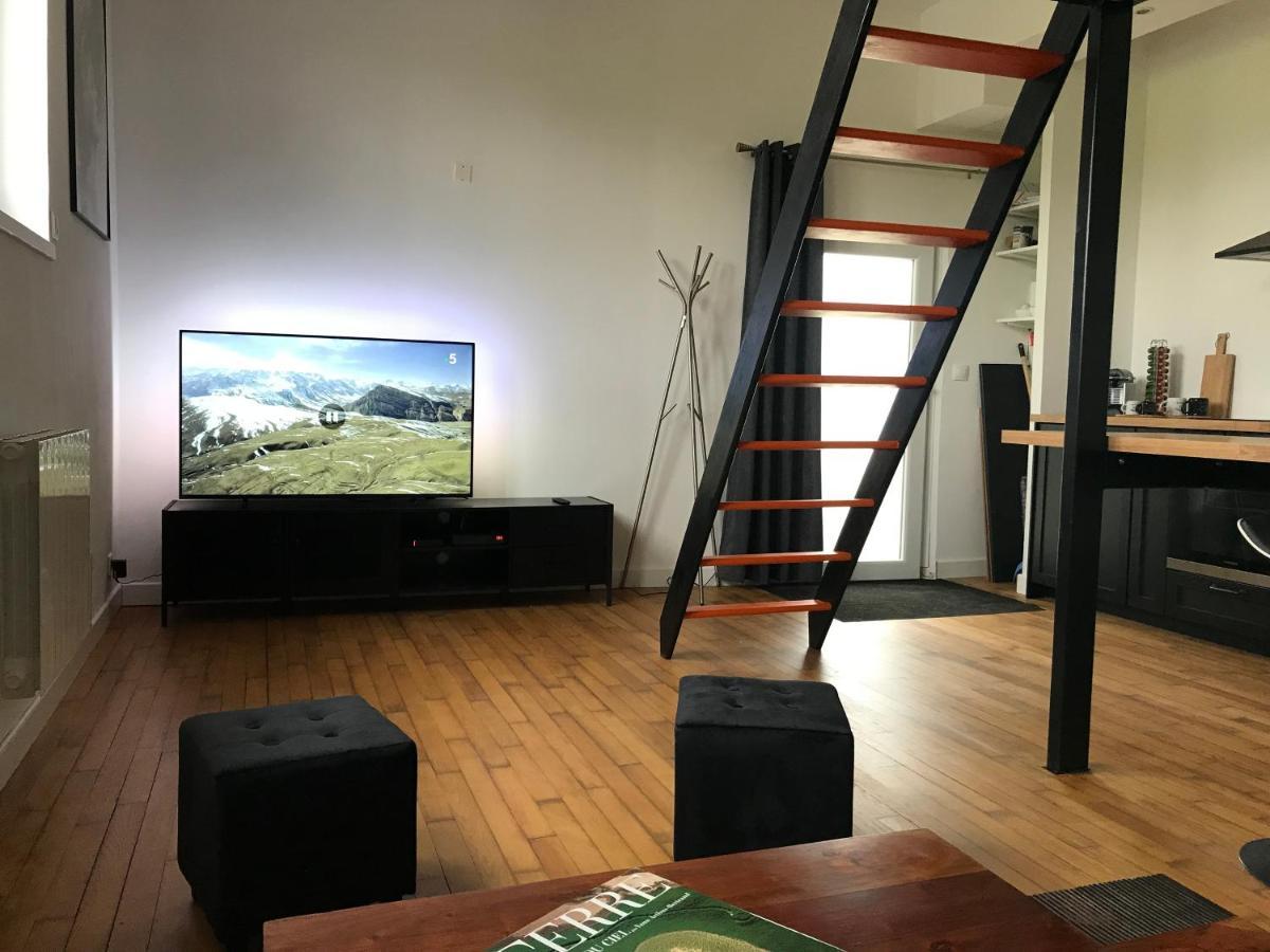 Studio - Mezzanine - Style Loft Industriel Brindas Экстерьер фото