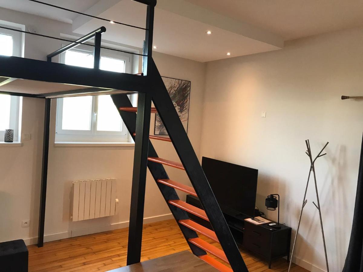 Studio - Mezzanine - Style Loft Industriel Brindas Экстерьер фото